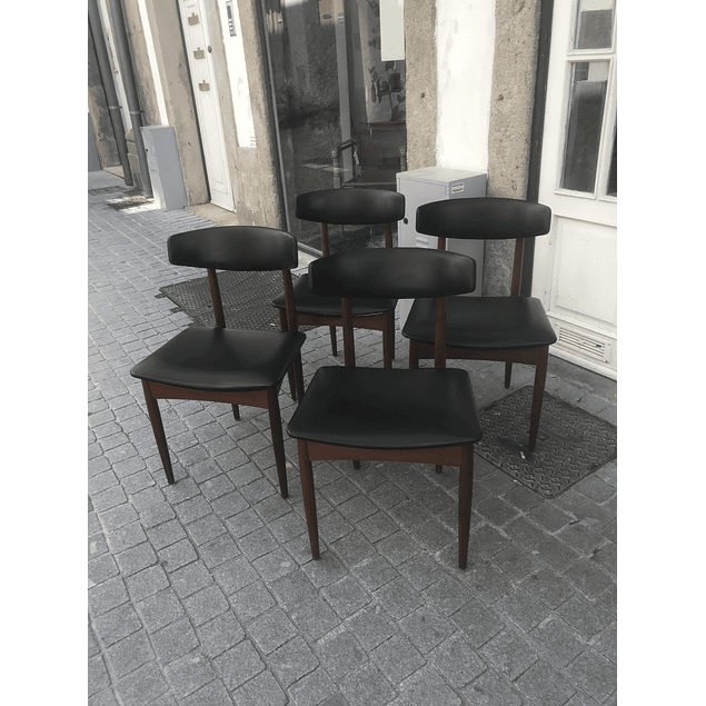 4 teak chairs design DK