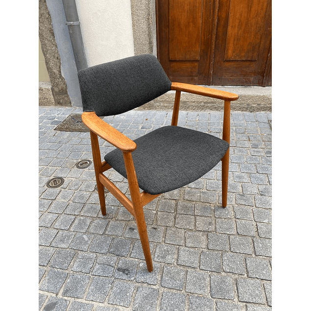 Vintage desk chair in teak by Erik Kirkegaard for Høng Stolefabrik