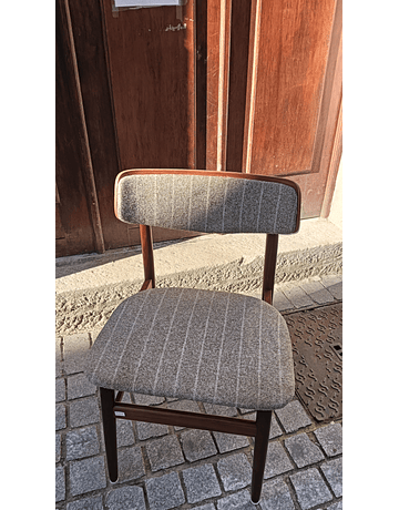 Vintage Mid Century  Chair 