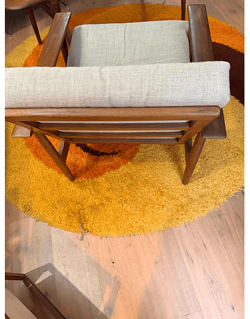 Mid-Century Teak Lounge Chair (1960s) – Scandinavian Style – 88.5 x 49 cm