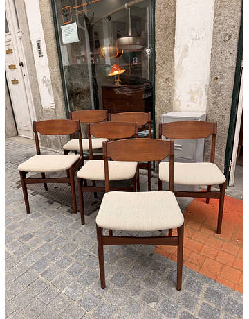 6chairs teak by Erick Buch