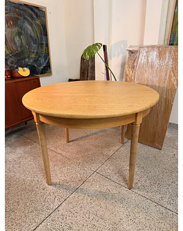 Table solid oak 