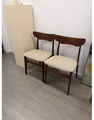 4 teak chais