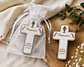 Lembrança Religiosa Personalizada com Íman – Batismo, Primeira Comunhão, Crisma e Profissão de Fé Cruz com Cálice Dourado em MDF - Thumbnail 1