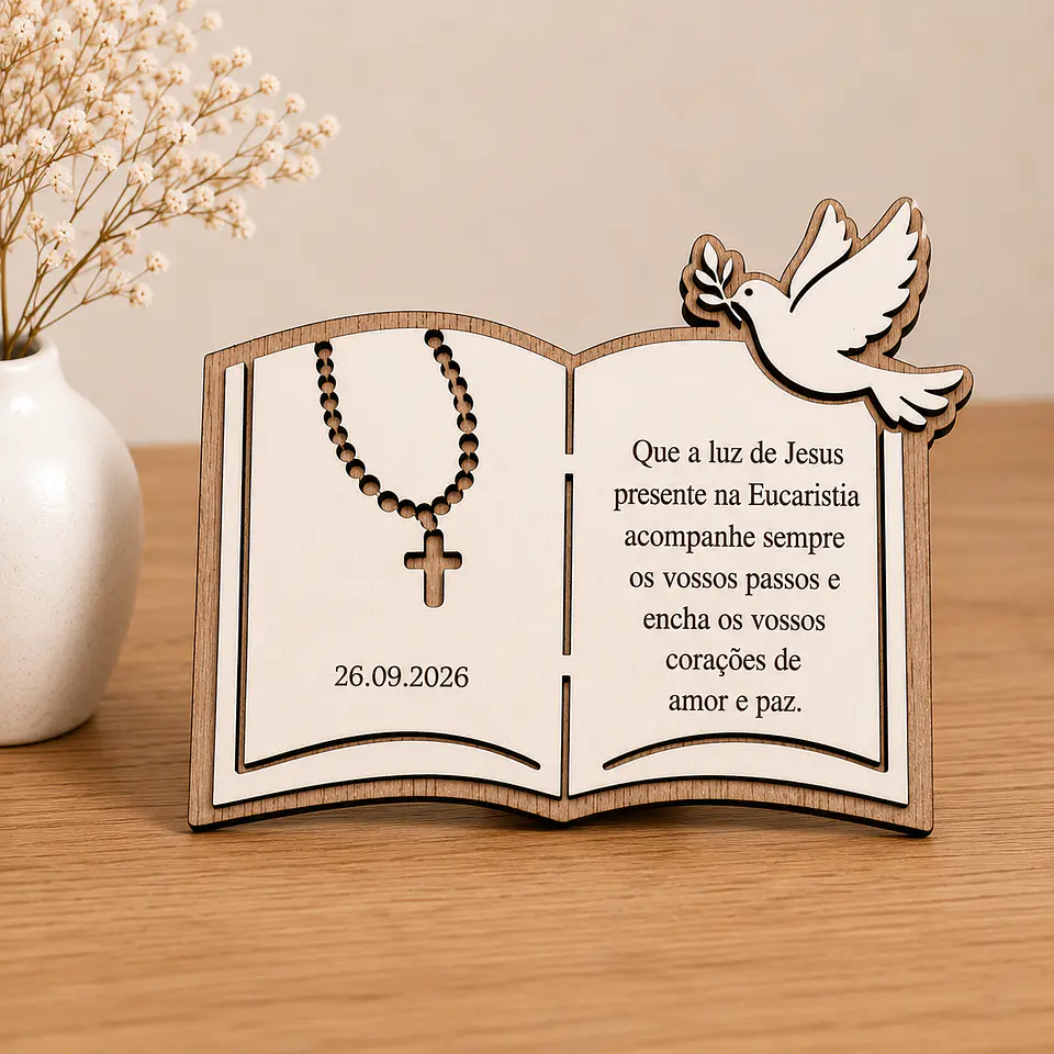 Lembrança Especial para Catequistas | 1.ª Comunhão | Livro com Pomba em MDF Branco e Madeira 1