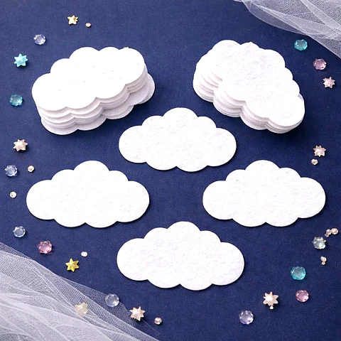 Nuvens em Feltro – Recortes Decorativos para Trabalhos Criativos