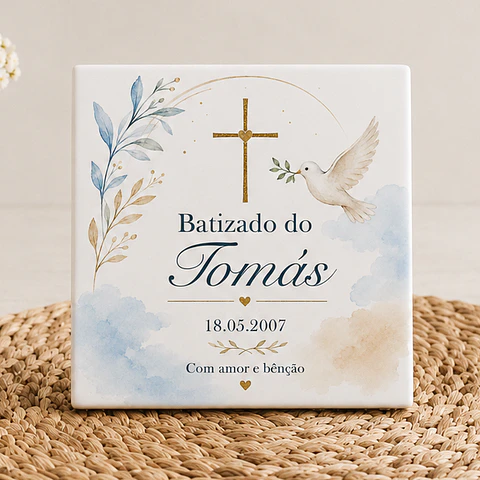 Lembrança de Batizado Personalizado em Azulejo com Pomba da Paz e Crucifixo com Íman e Saquinho de Organza (opcional)
