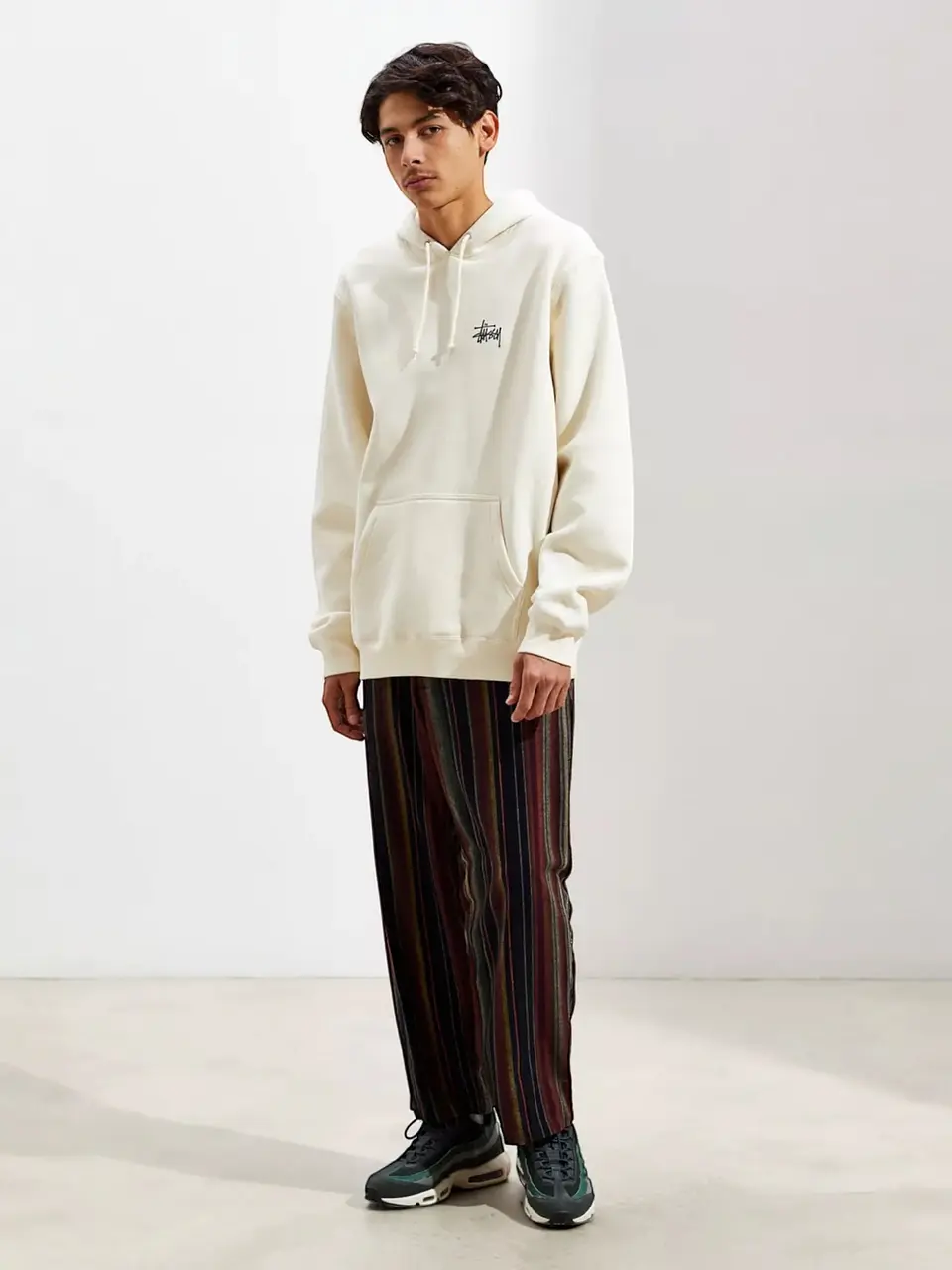 Stock Logo Backprint (cream) 6
