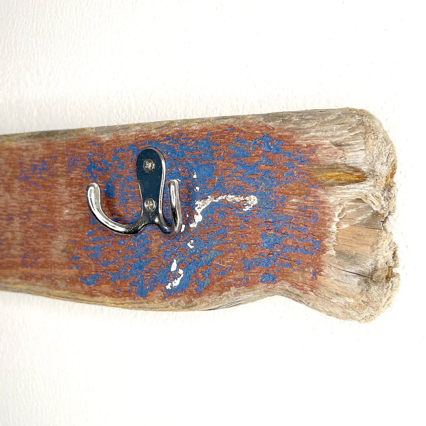 Driftwood coat rack, 3 double hooks, old blue and red paint 5