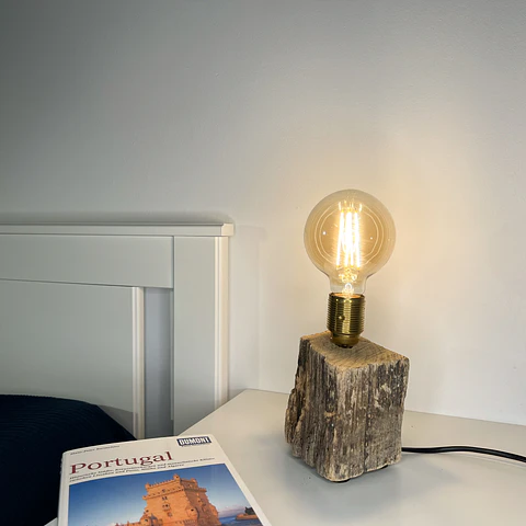 Driftwood lamp