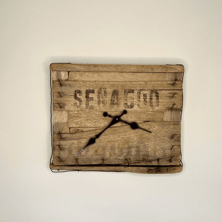 Driftwood wall mount clock 2