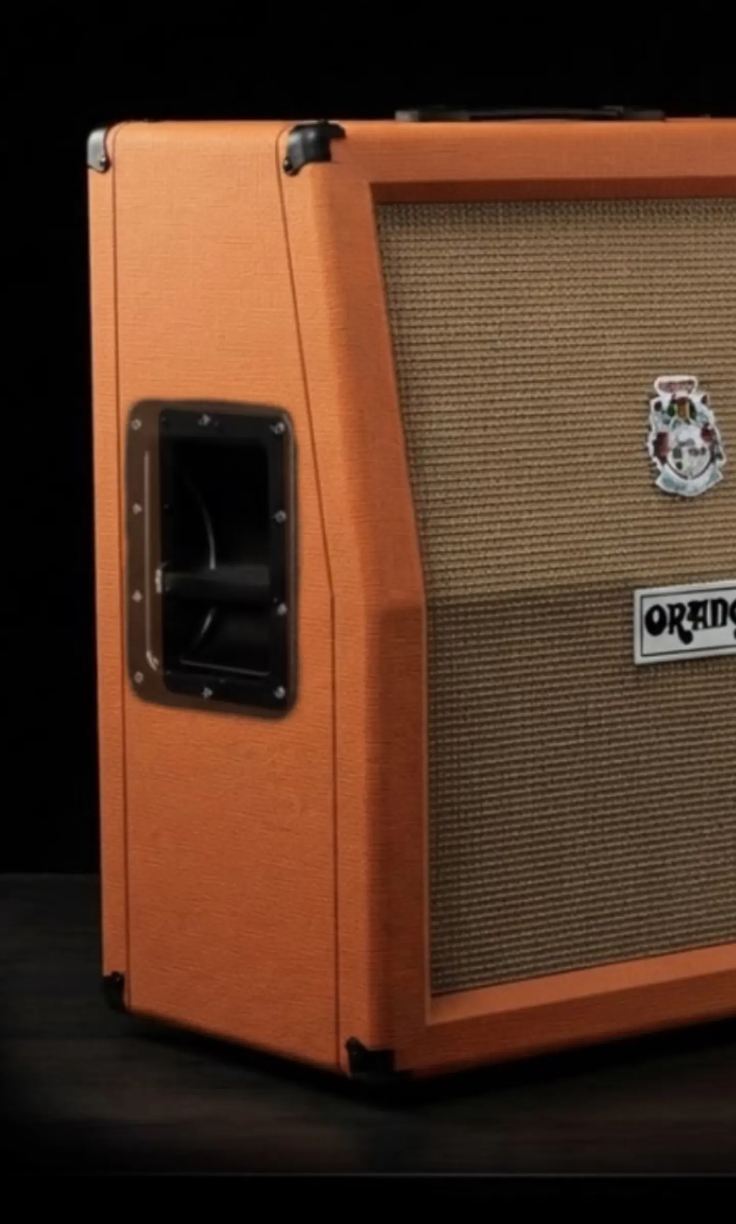 Gabinete Artesanal 4x12 Angulado Estilo Orange (Sem Alto-Falantes) — Estrutura Ultra-Robusta, Graves Devastadores e Projeção Angular Impecável. 2