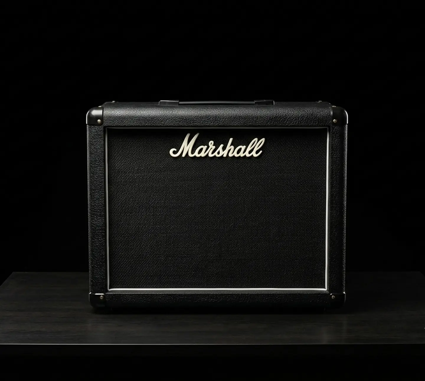 Gabinete Artesanal 1x12 Estilo Marshall (Sem Alto-Falante) — Compacto, Altamente Ressonante e com a Estética Clássica dos Grandes Palcos. 1