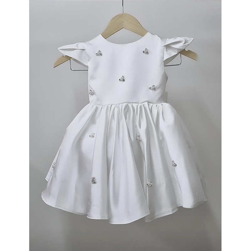 Vestido satín y detalles 