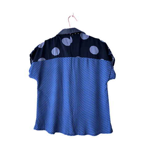 Blusa azul Golondrinas