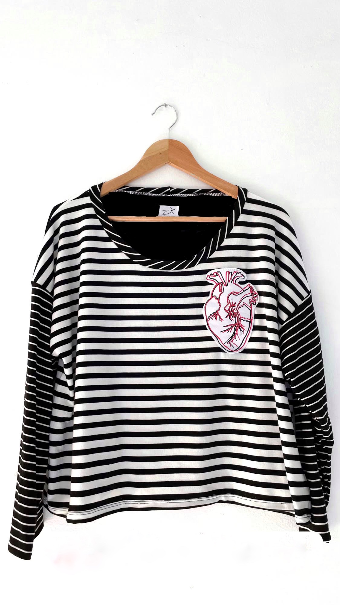 Polera Mujer Olisa Blanca Estampado Corazón Lineatre