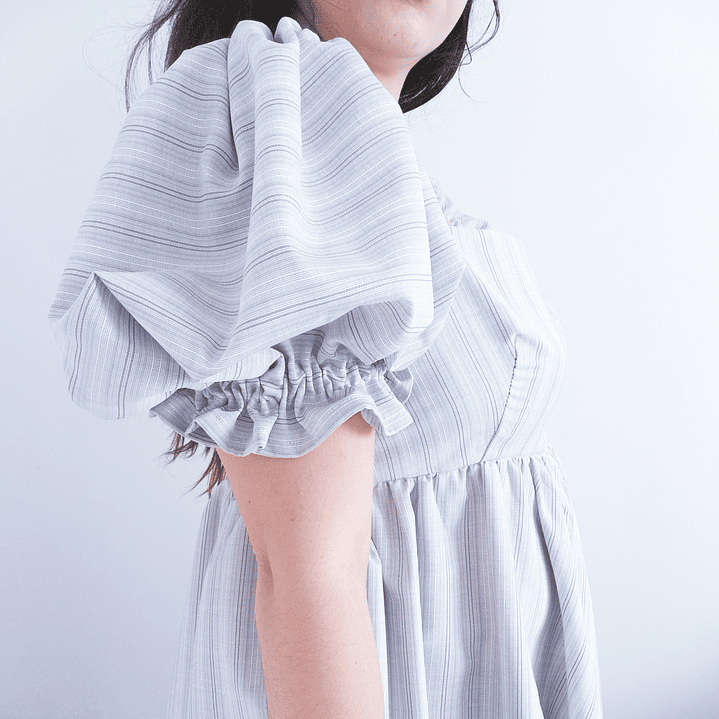 Vestido manga Puffy Gris  1