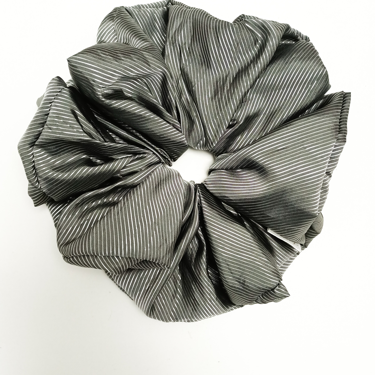 Scrunchie Silver 2
