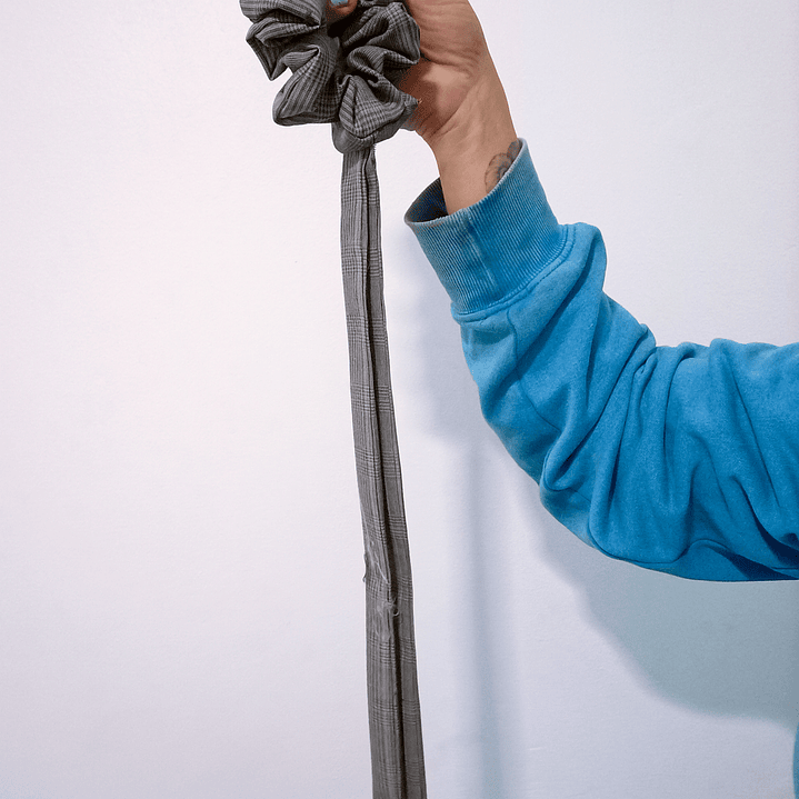 Scrunchie Especial anudable escocés  2