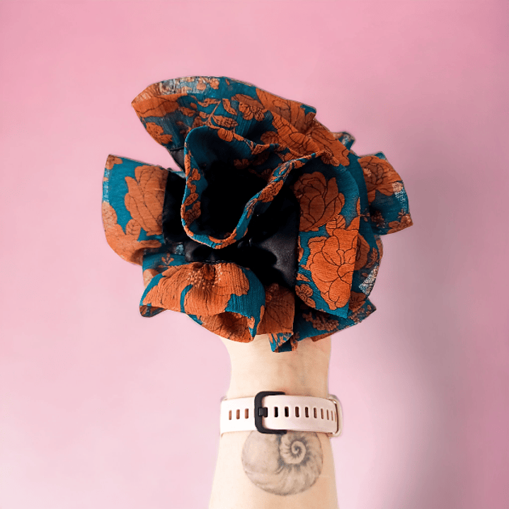 Superscrunchie Especial Rosas café  1