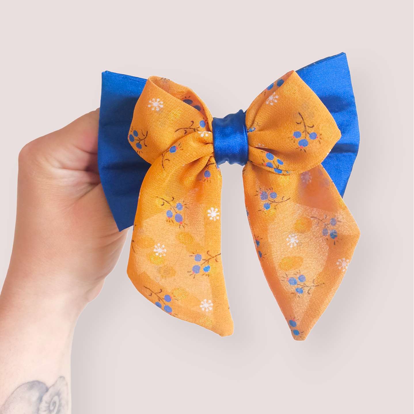 Maxilazo Isabella Primavera Mostaza 💛💙💙 1