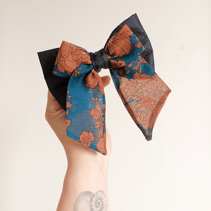 Maxilazo Isabella Rosas café  1