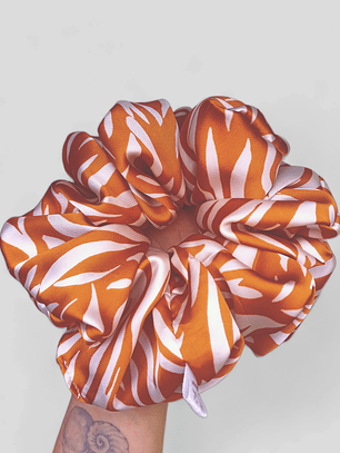 Scrunchie Cebra Mostaza 