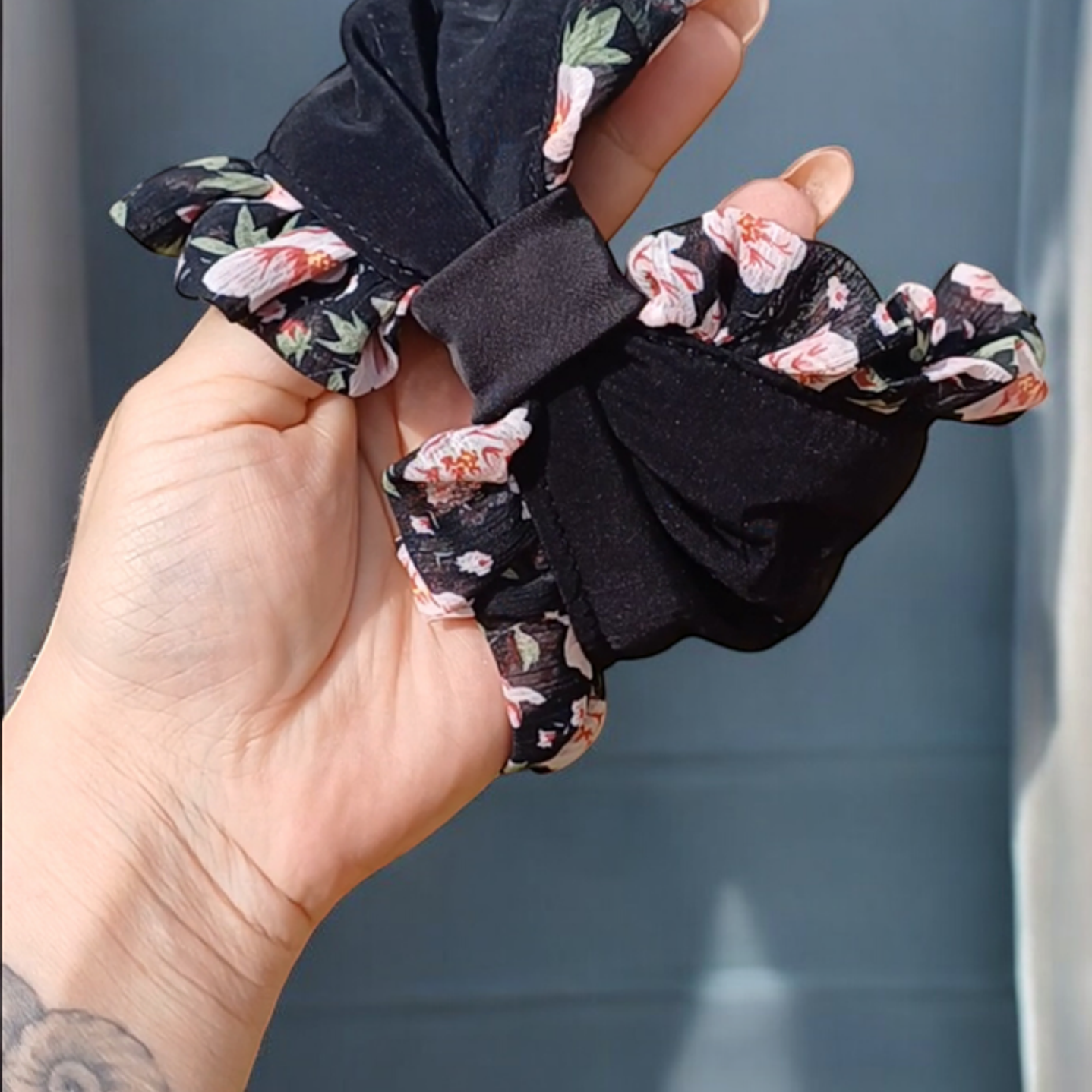 Cintillo Negro con volantes 1