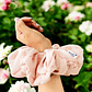 Scrunchie Rosa Yin - Miniatura 1