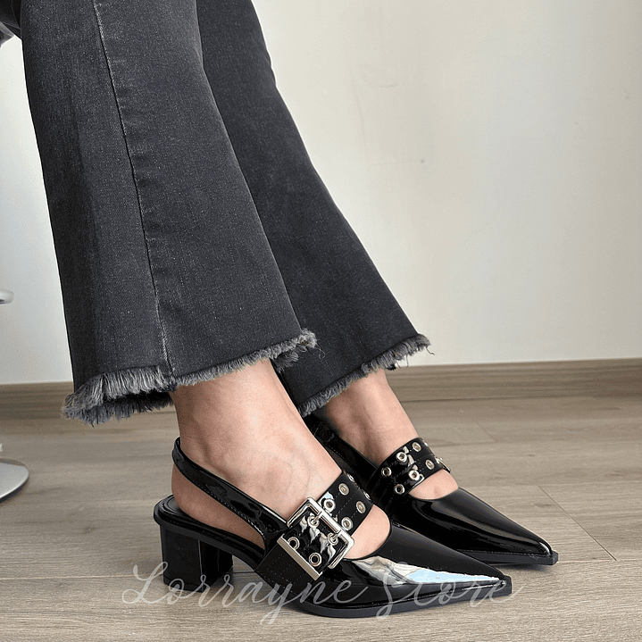 Puntilla Sara Negro 2