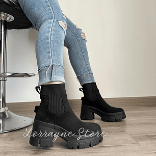 Modelo Guinea - Negro Gamuza