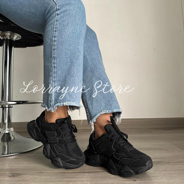 Zapatilla Namur Negra 4