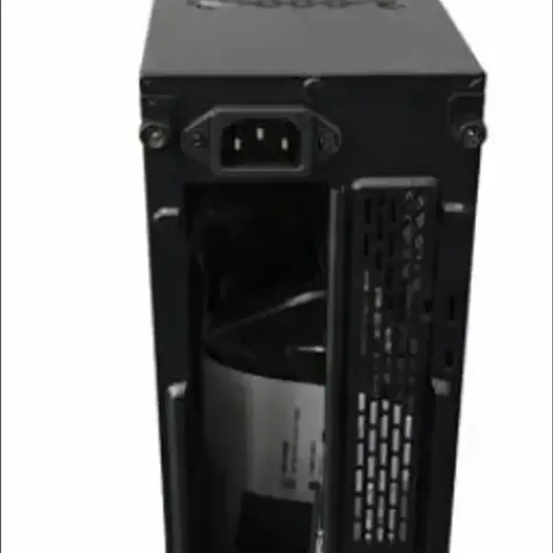 Gabinete Slim 103E Micro-ATX / Mini-ITX con fuente 750W y USB-C 3
