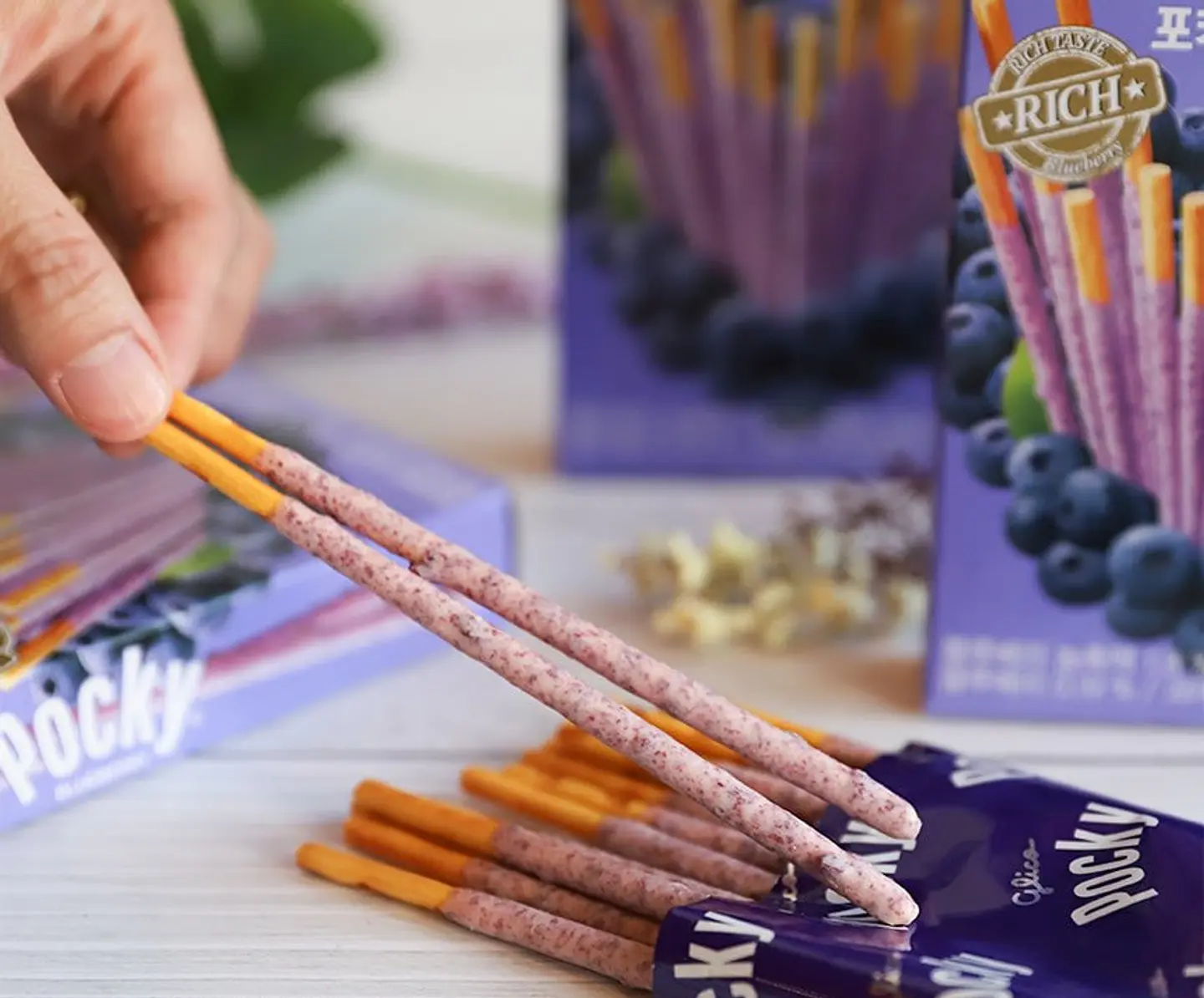Pocky Arandano 4