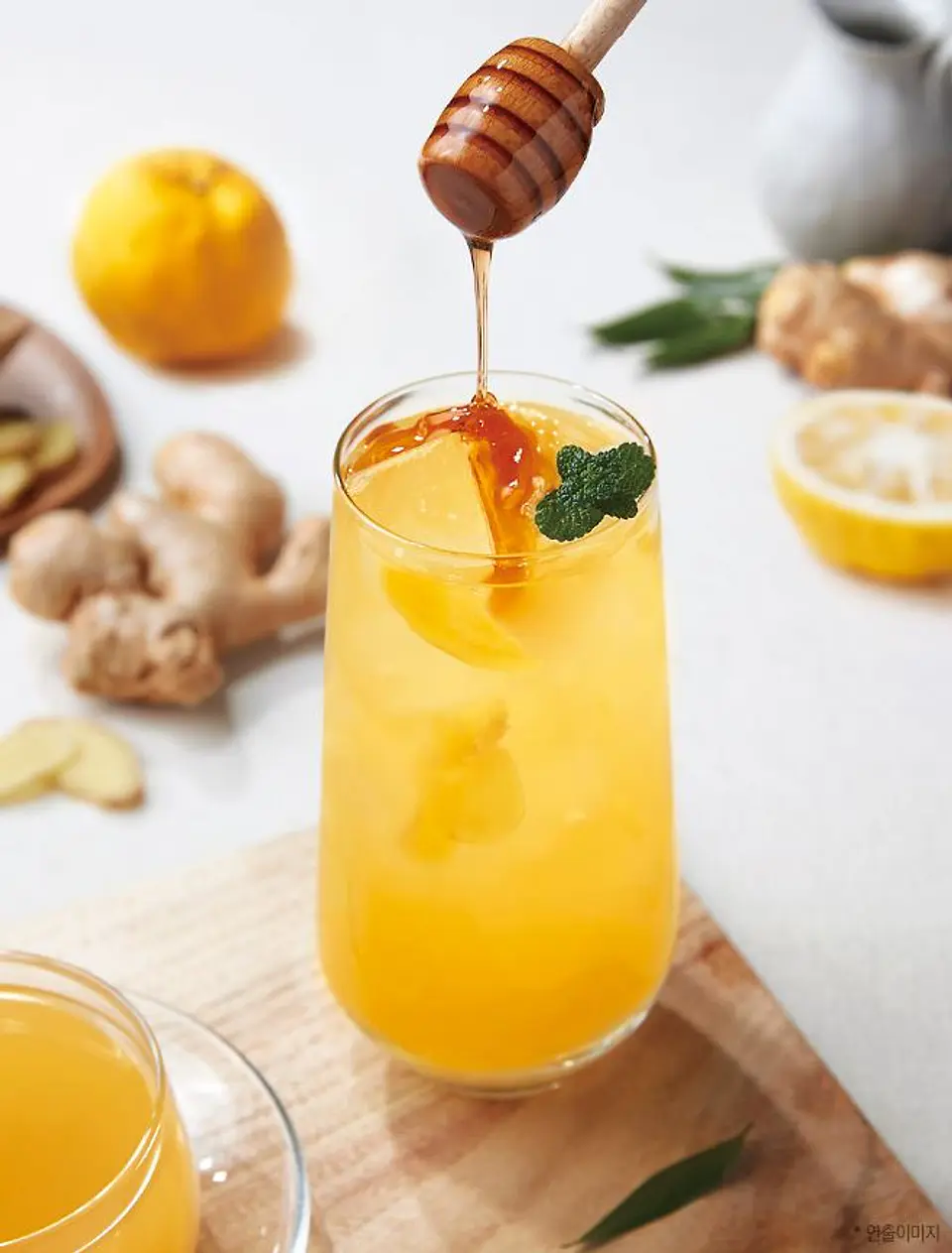 Té de cidra, jengibre y miel 3
