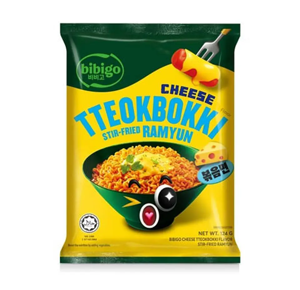 Fideos sabor tteokbokki de queso (Bibigo) 1
