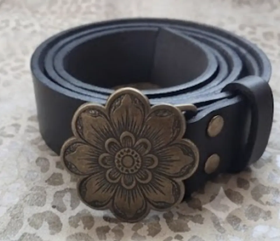 cinturon de cuero negro  2