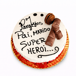 Bolo de Aniversário “Pai, Marido, Super-Herói” (Chocolate)