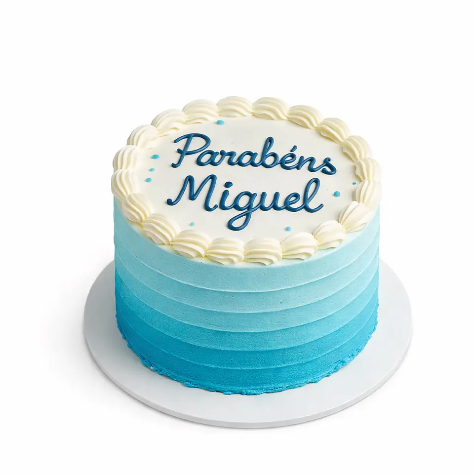 Bolo para Menino Azul e Branco 1