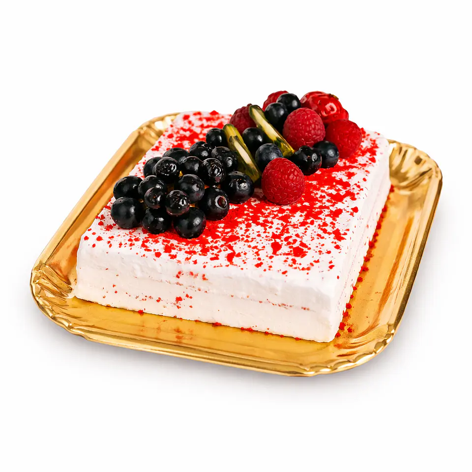 Bolo Red Velvet com Frutas Frescas 3