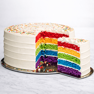 Bolo com cores do Arco Íris