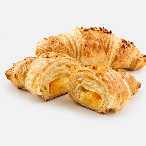 Croissant Folhado com Creme de Ovo