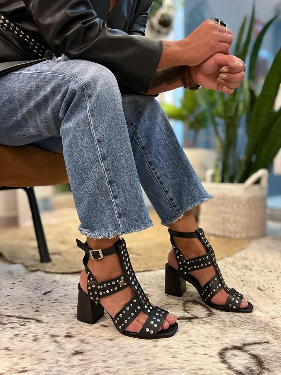 Sandalia Julieta Negro 3