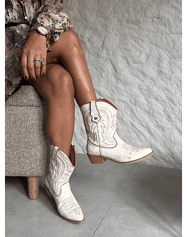 Texana Rita Avellana