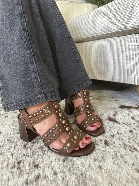 Sandalia Julieta Canela