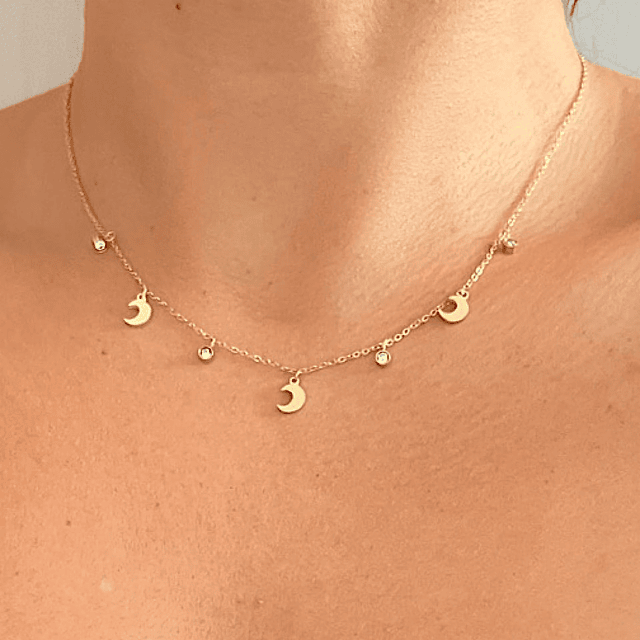 Collar Lunas protectoras Gold