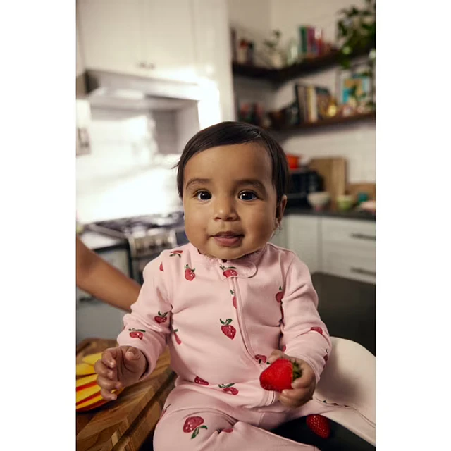 Carter's Child of Mine - Pijama Enterito - Frutillas  - 100% Algodón