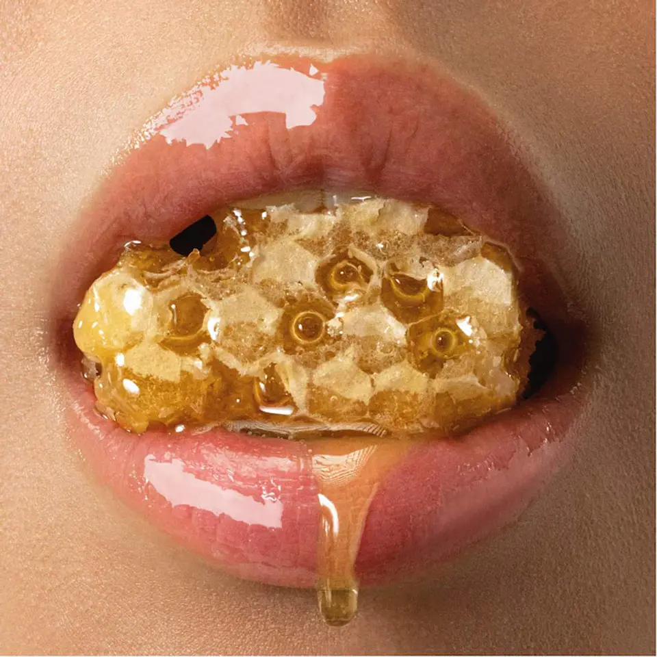 Honey Infused Hydrating Lip Oil- Honey gold 2