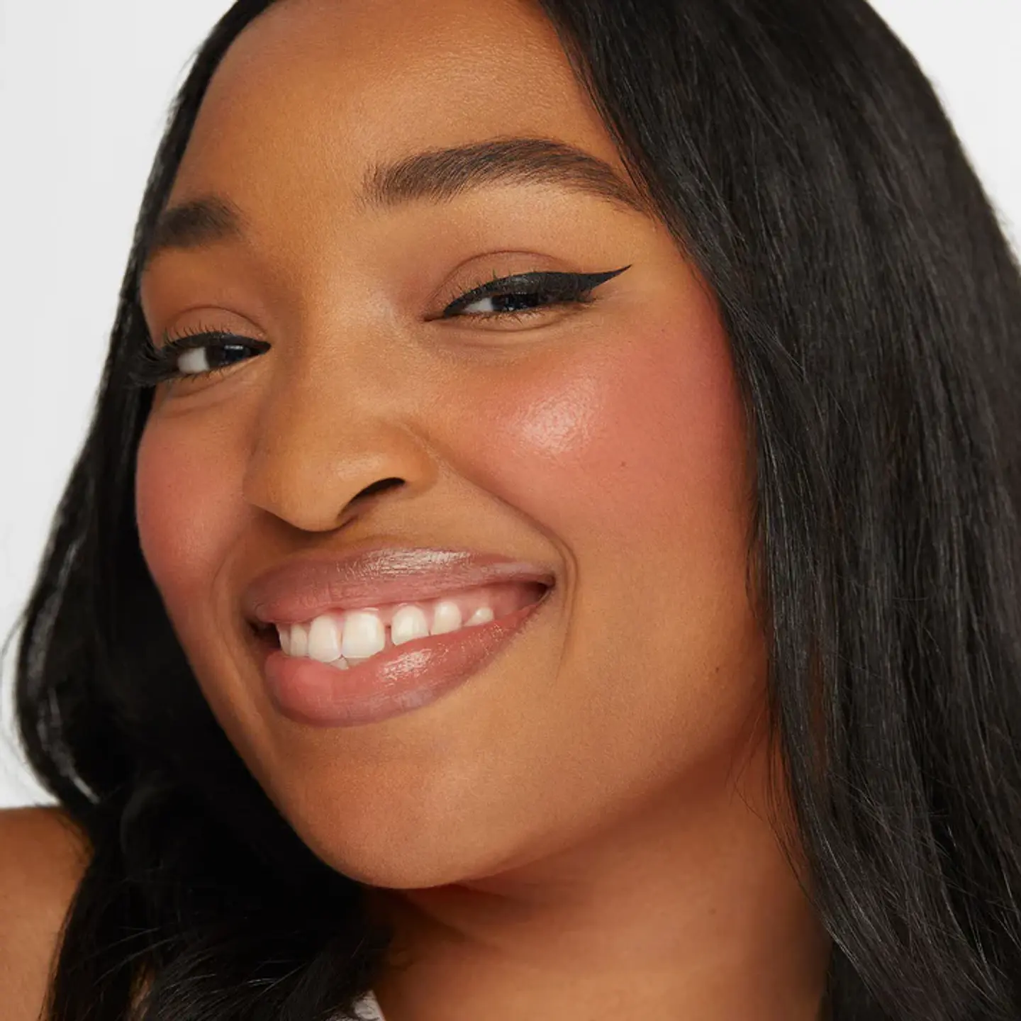 Fresh and Dewy Lip & Cheek Duo  3