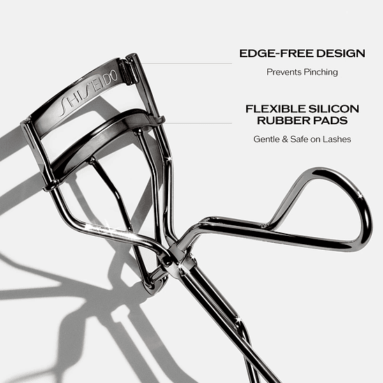 Shiseido  Eyelash Curler 2